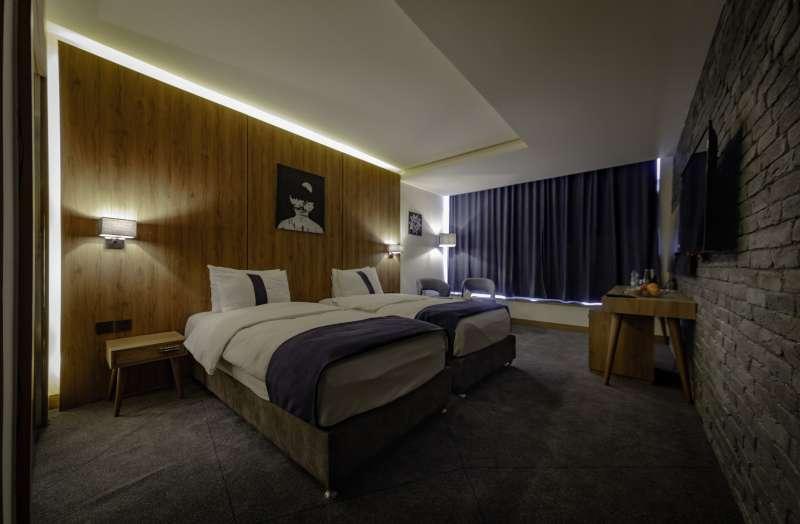 Monarch Hotel Amman Exterior photo